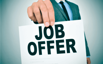 Recruter un étranger déjà titulaire d’un titre « salarié » : faut-il publier l’offre d’emploi ?
